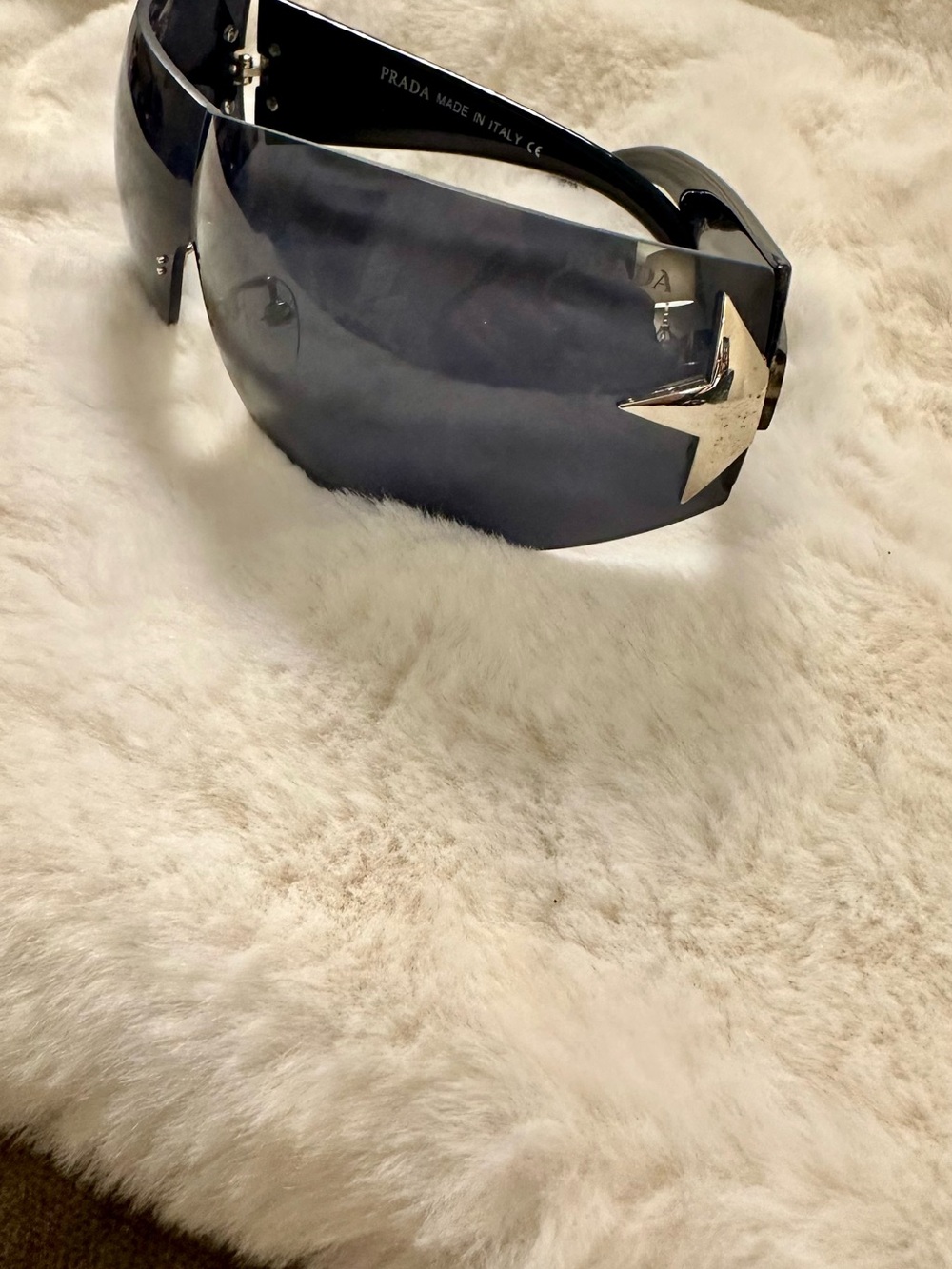 Sleek Black Shield Women's Sunglasses